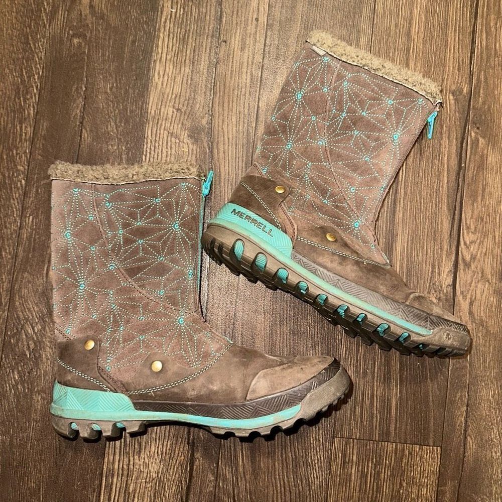 Merrell Bracken 400 gram insulated brown & teal embroidered boots